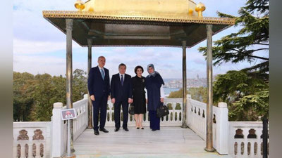 'ShAVKAT MIRZIYoEV ISTANBUL ShAHRIDAGI TOPKAPI SAROYIDA BO`LDI'ning rasmi