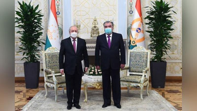 'Abdulaziz Komilov Tojikiston prezidentiga ham Shavkat Mirziyoevning maktubini topshirdi'ning rasmi