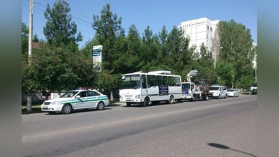 Изрображение 'АГИТАЦИОННЫЙ КАРАВАН ПРОЕХАЛСЯ ПО ДОРОГАМ ТАШКЕНТА'