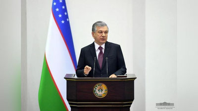 Изрображение 'Президент напомнил госслужащим, что они получают зарплату благодаря народу'