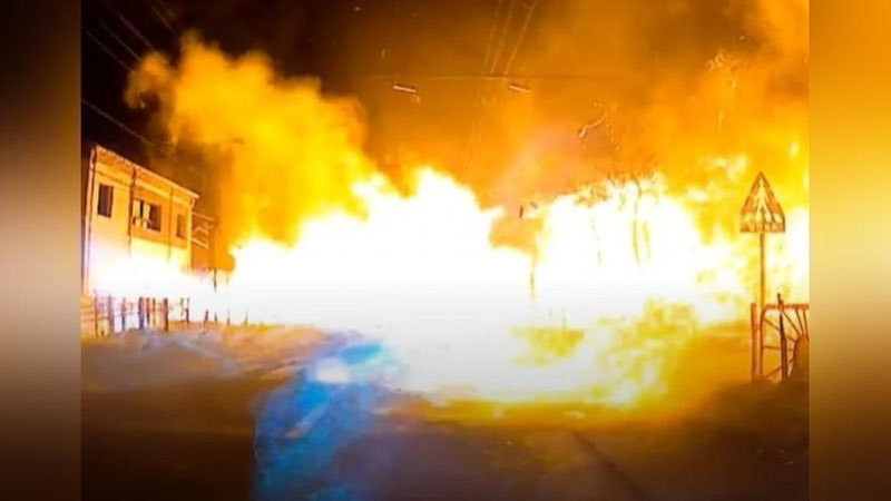 Изрображение 'В Южной Корее утечку газа на АЗС приняли за туман, а затем прогремел взрыв (видео)'