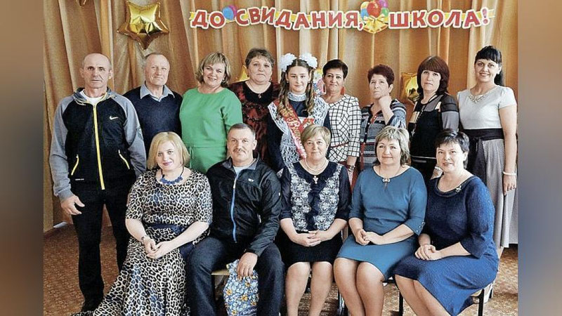 '​Рудяное қишлоғи мактабининг ягона битирувчиси'ning rasmi