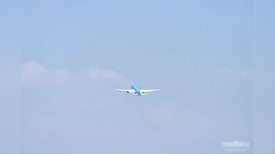 Изрображение 'Президент Узбекистана отбыл в Саудовскую Аравию'