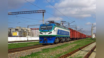 Изрображение 'В Ташкенте девушка бросилась под движущийся поезд'