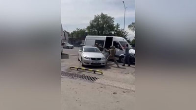 Изрображение 'В Кыргызстане заявили о попытке насильственного захвата власти'