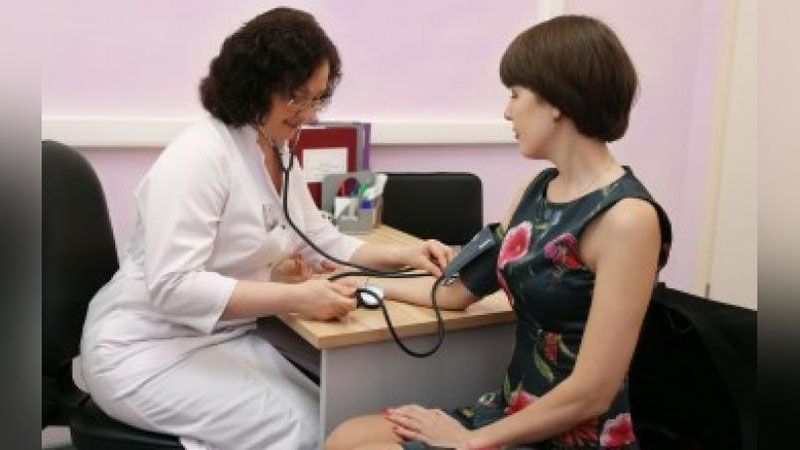 'Madad-shifo: “QORINDAGI LIPILLASh NIMADAN?”'ning rasmi