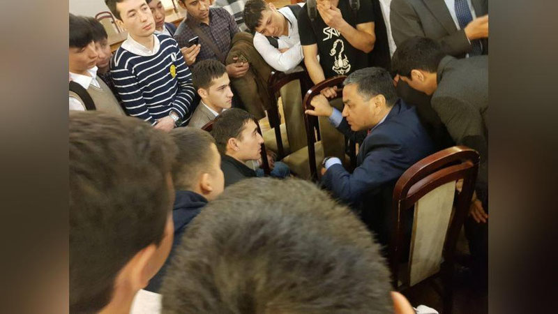 '21 KIShIDAN IBORAT DELEGASIYa ROSSIYaDAGI O`ZBEK YoShLARI BILAN UChRAShMOQDA (FOTO) 'ning rasmi