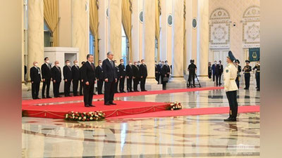 'Бугун Қозоғистоннинг Оқўрда қароргоҳида Ўзбекистон Президентини расмий кутиб олиш маросими бўлди'ning rasmi