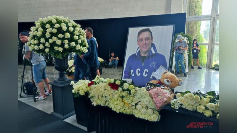 'Юрий Шатуновнинг ўлими туфайли шифокорларга нисбатан жиноий иш очилди'ning rasmi