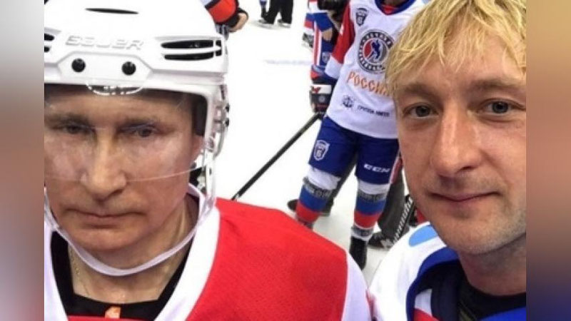 '​Plyushenko Putinni dunyoning eng sportchi prezidenti, deb atadi'ning rasmi