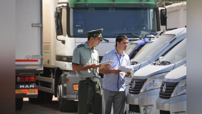 Rus yosh qizlar samimiy Yalangoch Elva Jozefson