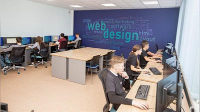 '1 oktyabrdan boshlab barcha hududlarda IT-texnikumlar faoliyati yo`lga qo`yiladi'ning rasmi