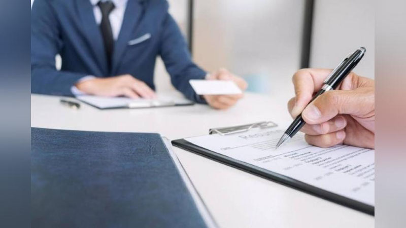 'Vazirlik va idoralar xodimlarining Mehnat shartnomalarini bekor qilish jarayonlari vaqtinchalik to`xtatilgani rostmi?'ning rasmi