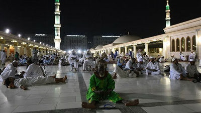 Изрображение 'Саудовская Аравия приостанавливает въезд для паломников из-за коронавируса'