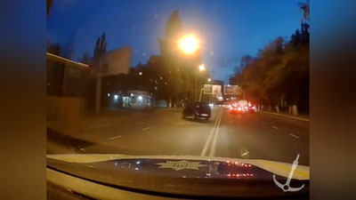 'Samarqandda qarama- qarshi yo`nalishda sayr qilgan shovvoz jazolandi (video)'ning rasmi
