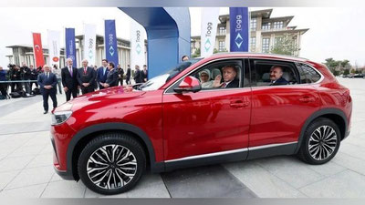 '"Бизга оқидан беринг!" Туркманистон Туркиянинг қизил рангли Togg электромобилини "отказ" қилди'ning rasmi