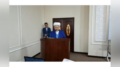 'Энди йиғилишлар намоз вақтларини ҳисобга олган ҳолда режалаштирилади'ning rasmi