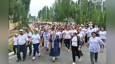 'Besh tashabbus doirasida Bo`ka tumanida yurish va gimnastika bo`yicha  ommaviy tadbirlari tashkil etildi'ning rasmi