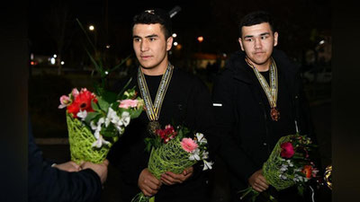 'Bokschilar Rossiyadan medallar bilan qaytishdi'ning rasmi