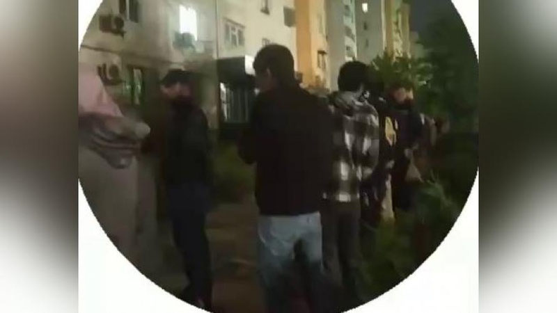 Изрображение 'В Ташкенте проверяют сообщения о женщине, выбросившейся с 9 этажа с тремя детьми'
