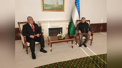 'Janubiy Koreya elchisi hamda Sirdaryo viloyati hokimi hamkorlikni yo`lga qo`yish bo`yicha muzokara o`tkazdi'ning rasmi