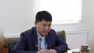 'Тошкент шаҳар ҳокимлигида биринчи хорижлик ходим иш бошлади'ning rasmi