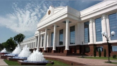 Изрображение 'ПАРЛАМЕНТ РАССМОТРИТ ВОПРОС О ВРЕМЕННОМ ВОЗЛОЖЕНИИ ПОЛНОМОЧИЙ ПРЕЗИДЕНТА'