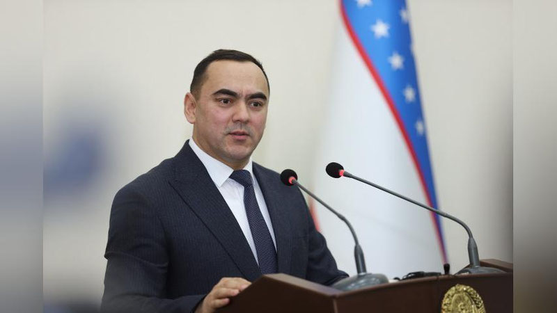 '"Мен уяламан, олий таълим коррупциядан ҳоли соҳа деб эълон қилингани бу сиз билан бизга берилган даража эмас" — А.Тошқулов'ning rasmi