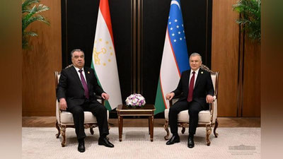 Изрображение 'Шавкат Мирзиёев и Эмомали Рахмон провели встречу в Сиане'