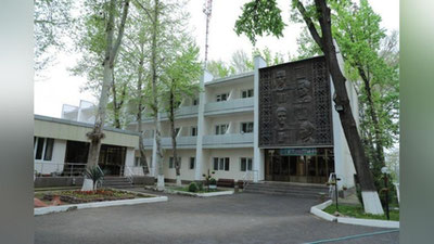 'Ёзувчилар уюшмасининг Дўрмон ижод уйи бузилиши ҳақидаги хабарларга изоҳ берилди'ning rasmi