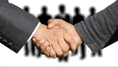 '1 сентябрдан тадбиркорликни чекловчи айрим ҳаракатлар учун маъмурий жавобгарлик кучайтирилади'ning rasmi