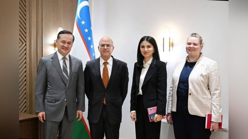 'Saida Mirziyoeva va Komil Allamjonov AQSh elchisi bilan uchrashdi'ning rasmi