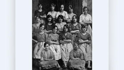 Изрображение 'Фотография 1900 года напугала пользователей Сети'