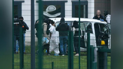 'Fransiyada mahbus ofiserlarga hujum qildi 'ning rasmi