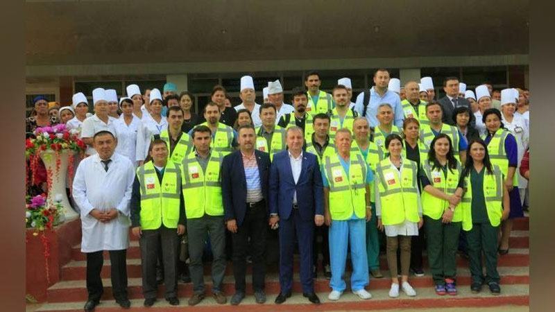 'ТУРКИЯЛИК ШИФОКОРЛАР ТЕРМИЗДА 140 ТА ЖАРРОҲЛИК АМАЛИЁТЛАРИНИ ЎТКАЗИШДИ'ning rasmi