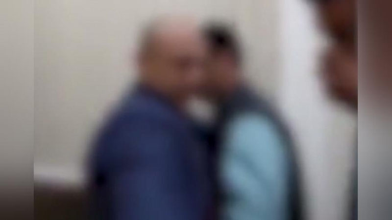 'Қашқадарёда ички ишлар ходимининг дам олиш куни овқатланиб ўтирган жойига бостириб келиб, “сёмка” қилганларга чора кўрилди'ning rasmi