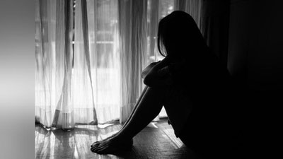 'Buxoroda 10 ga yaqin shaxsga qasddan OIV infeksiyasini yuqtirgan ayol qo`lga olindi'ning rasmi