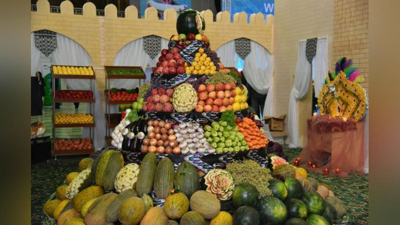 'Poytaxtimizda meva-sabzavotlar yarmarkasi boshlandi ​ (foto)'ning rasmi