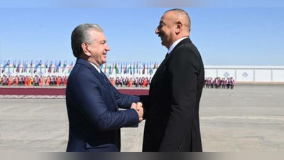 'Shavkat Mirziyoev Ozarbayjon Prezidenti Ilhom Aliev bilan telefon orqali muloqot qildi'ning rasmi