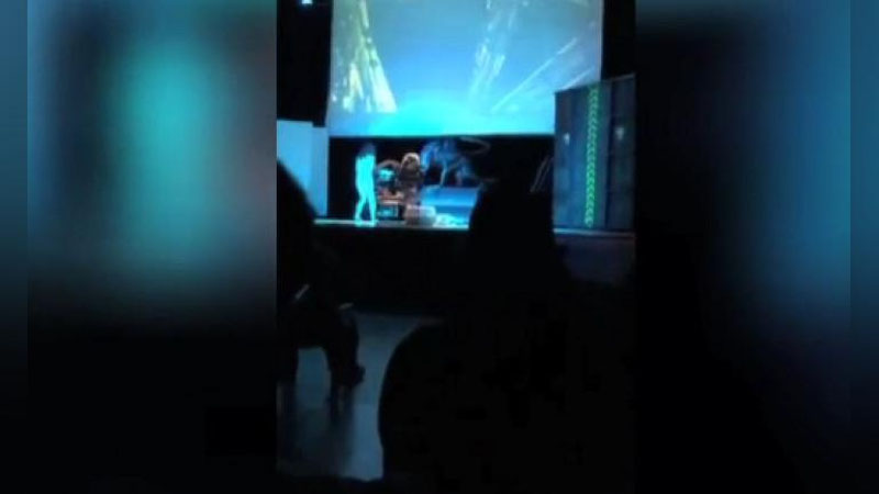 Изрображение 'ШКОЛЬНИКИ В США ПОСТАВИЛИ ПЬЕСУ ПО ФИЛЬМУ "ЧУЖОЙ" (ВИДЕО)'