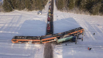 'Эстонияда поезд юк машинаси билан тўқнашди: 4 киши жабрланди'ning rasmi