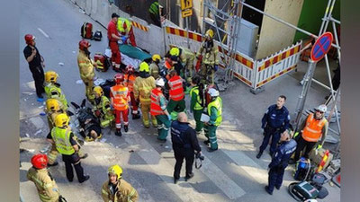 'Finlyandiyada ko`prik qulashi natijasida o`nlab odamlar beton ostida qoldi'ning rasmi