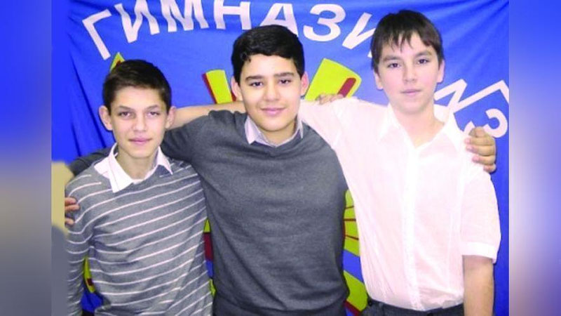 'ЎҚУВЧИЛАР ЧЎКАЁТГАН ЭРКАКНИ ҚУТҚАРИШДИ'ning rasmi