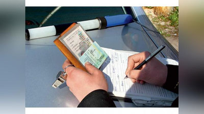 Изрображение 'ЕЩЕ ОДИН ГОСОРГАН ПОЛУЧИТ ПРАВО ПРОВЕРЯТЬ ДОКУМЕНТЫ У ВОДИТЕЛЕЙ'