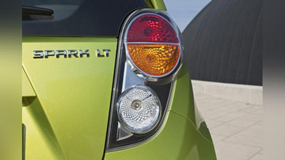 Изрображение 'МОЛОДАЯ АВТОМОБИЛИСТКА НА СПАРКЕ СБИЛА НАСМЕРТЬ ЖЕНЩИНУ В ТАШКЕНТЕ'