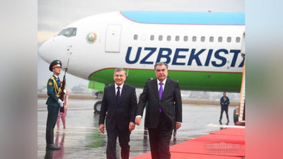 'Шавкат Мирзиёев Тожикистонда тантанали кутиб олинди'ning rasmi