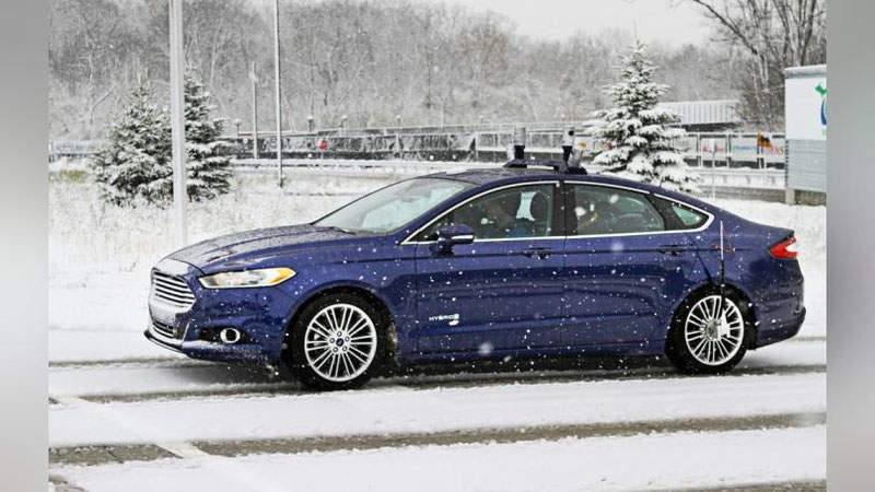 'HAYDOVChISIZ  HAM YuRA OLADIGAN MAShINA OMMA E`TIBORIGA  HAVOLA ETILDI'ning rasmi