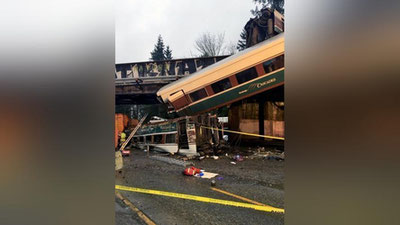 Изрображение 'КРУШЕНИЕ ПОЕЗДА В США: БОЛЕЕ 100 ПОСТРАДАЛИ (ФОТО)'