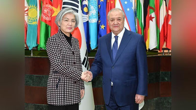 'Абдулазиз Комилов Корея Республикаси Ташқи ишлар вазири билан учрашди'ning rasmi