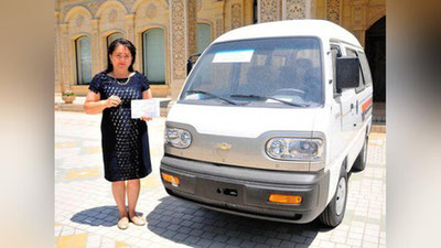 'ТДИУ ўқитувчиси "Пахтакор"да Дамас" автомобилини ютиб олди 'ning rasmi